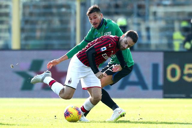 周鹏:詹姆斯38岁还这么猛 我也能继续绽放光芒